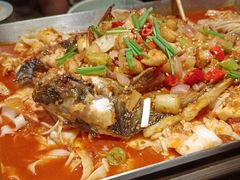 -鸣记脆皮烤鱼·海鲜烤鱼(亿合城店)