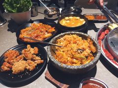 哈哈炸鸡-哈哈碳都·牛肋条无限自助烤肉(台江万达店)