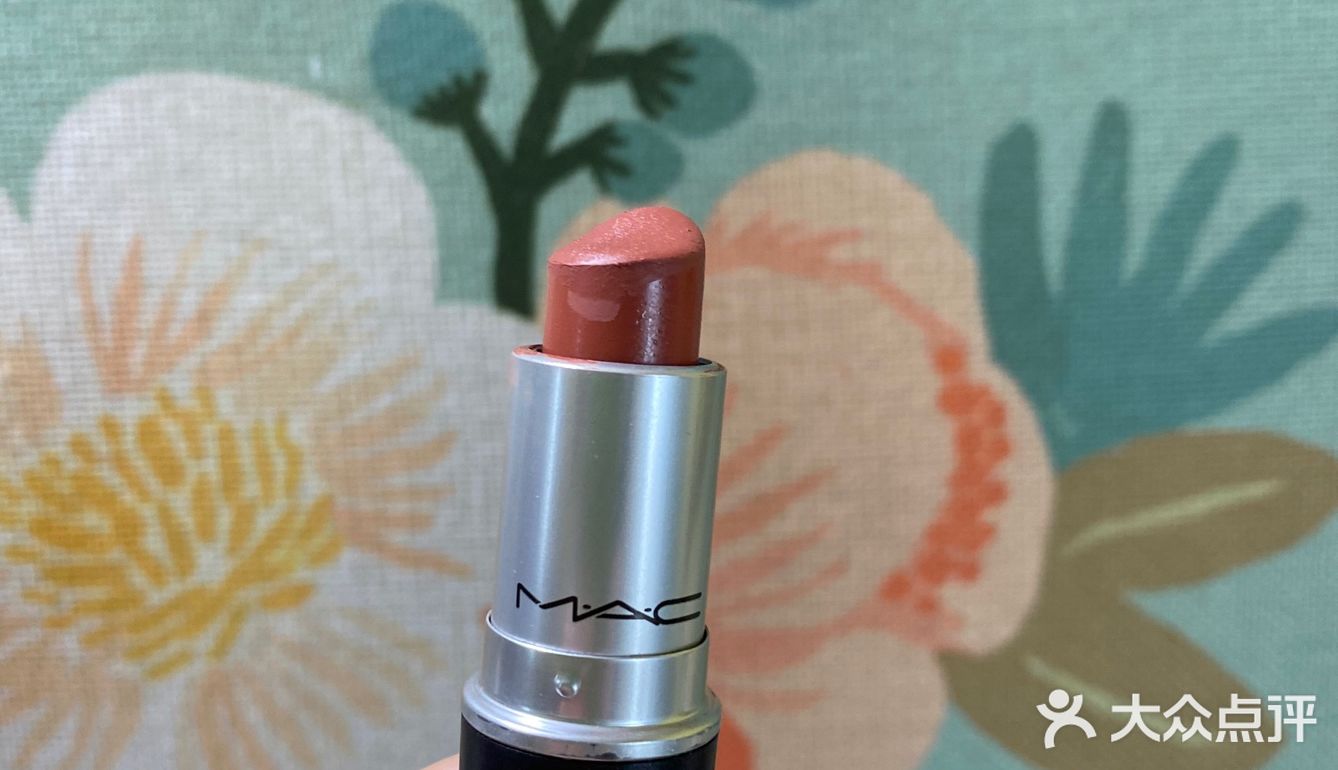 新年元气妆容💄摩卡色号，通勤绝佳