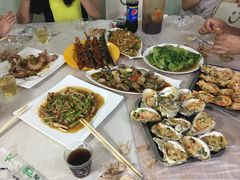 -覃记海鲜美食餐厅