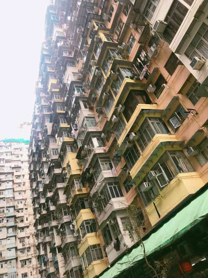 鲗鱼涌_怪兽大厦 做地铁到鲗鱼涌下 香港在大多数人印象里都是大厦