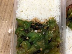 涼瓜肉片飯-彩香园咖啡美食(海南花园第2座店)