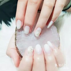-夏花美甲美睫