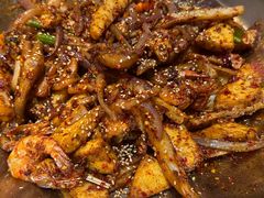 -嘎嘎鸭下巴·爆辣干锅(女人街店)