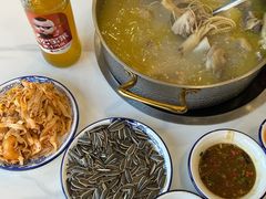 -朴小妹人参鸡汤火锅(长白山万达店)