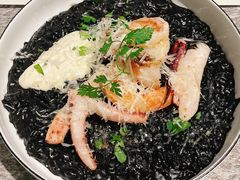 海鲜墨鱼汁芝士炖饭-SHADOWS•Bistro&Eatery(安福路店)