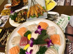 -青瓦餐厅·生鱼片·韩园烤肉(西塔店)