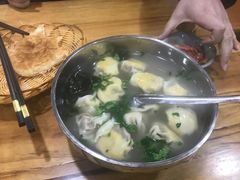-小汉食馄饨店