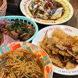 来西双版纳心心念念的小吃店