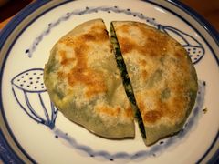 菠菜鲜虾馅饼-小放牛炒菜馆(军校店)