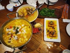 -隔壁老王·家常云南菜(花巷店)