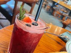 -I HOLIC艾豪丽披萨(KKone店)