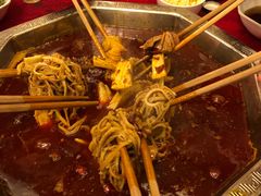 -山城年华老火锅(玉林店)