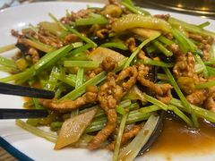 -钟记家菜(红专南路店)