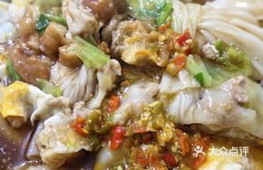 Minced Pork Egg Fried Dough Stick Roll
