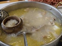 -朴小妹人参鸡汤火锅(长白山万达店)