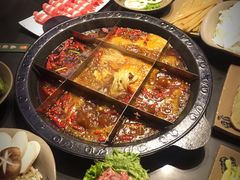 -疯狂的筷子老灶九宫格火锅