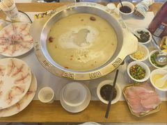 -颜氏双江清水鱼一养身火锅(磁器口店)
