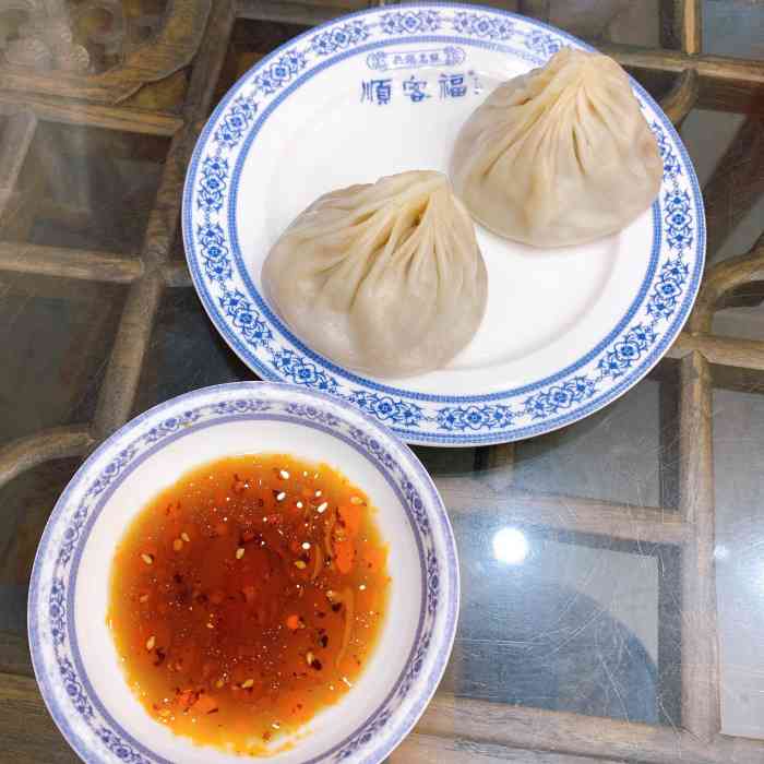 减肥计划先抛在脑后,急需补充小笼包,华庄街上这家顺客福开了很久了