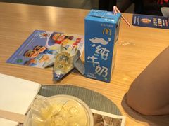 -麦当劳(新华路步步高店)
