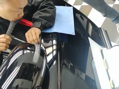 -鲨鱼皮汽车凹陷玻璃修复(静安店)