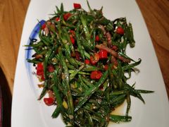 -先启半步颠小酒馆(嘉定万达店)