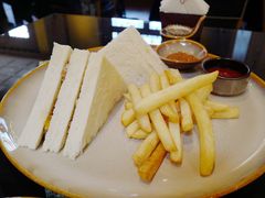 烟熏芒果鸡三明治-松赞拉萨林卡酒店