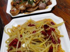 -黑皮酸菜鱼(三山街店)