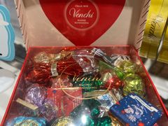 -VENCHI 闻绮(北京国贸商城店)