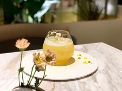 吉维尼的正午-théATRE 茶聚场(王府中環店)
