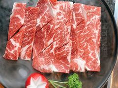 雪花牛肉-石煎故事健康烤肉