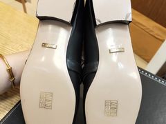 -爱革·洗衣改衣·洗鞋修鞋·洗包修包·奢侈品护理(宝地广场店)