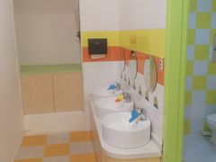 -婴智贝佳蒙特梭利早教托育中心(杨浦店)