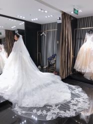 点击看大图 -GRACE KELLY婚纱与礼服(北京店)