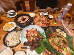 -老滇山寨•云南特色菜•地方菜•民族风情歌舞表演(金碧店)