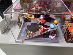 -泡泡玛特POPMART(蓝色港湾店)