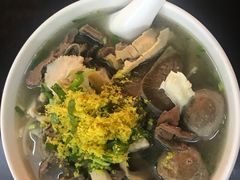 -潮镇老尾牛杂(环城西路店)