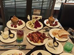 -东方红海鲜百汇(国际大厦店)