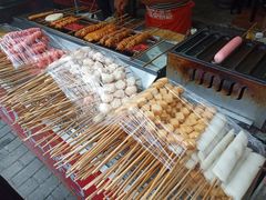 -小魏哥果仁烤面筋