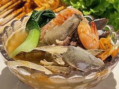 -涨巢·潮玩水疗局