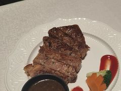 -圣彼得堡观江俄餐厅(中央大街黑金冠店)