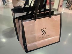 -上海来福士广场
