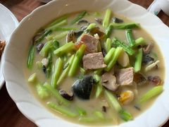 -天桥饭店·特色海鲜(金山嘴渔村店)