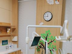 -上海仁爱医院口腔科 · 种植