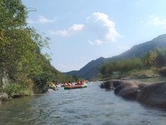 -龙井峡漂流