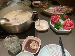 -捞王锅物料理(上海世茂广场店)