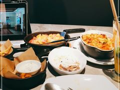 -必胜客(阿诗玛店)