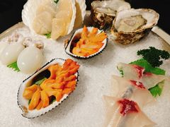 -鲜入唯煮·港式海鲜牛肉火锅(金宝街店)