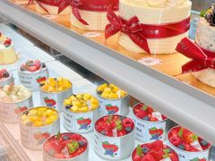 -花花卷卷·鲜食蛋糕(静安久光百货店)