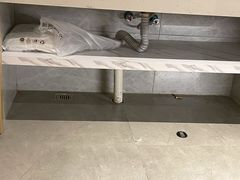 -IU酒店(兰州西关十字地铁站店)